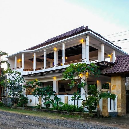Friends Beach Hotel Kuta  Eksteriør bilde