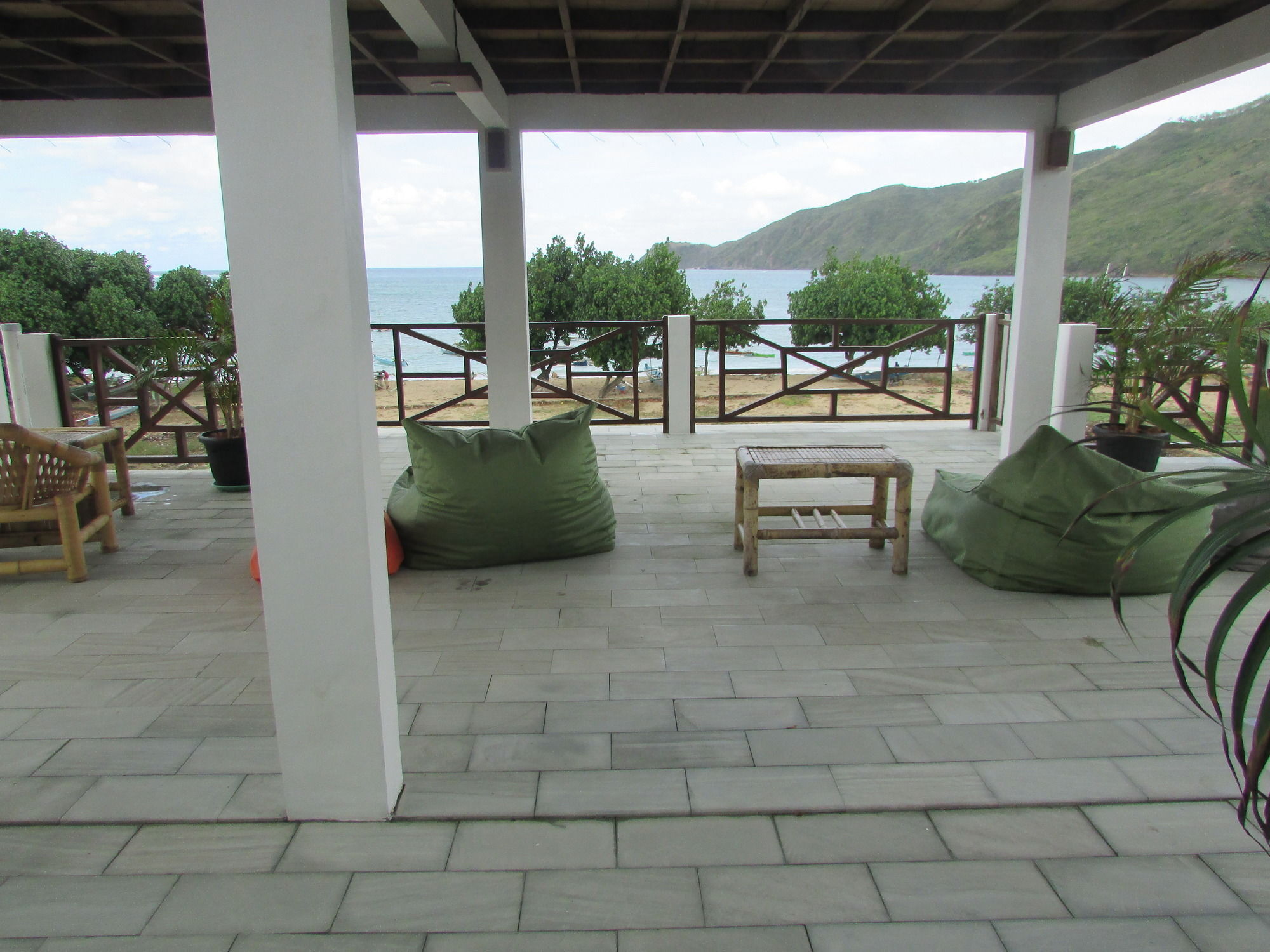 Friends Beach Hotel Kuta  Eksteriør bilde